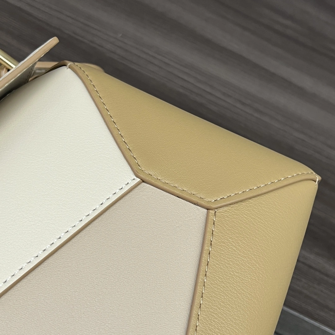 NewStyle Loewe Puzzle Bags 72122