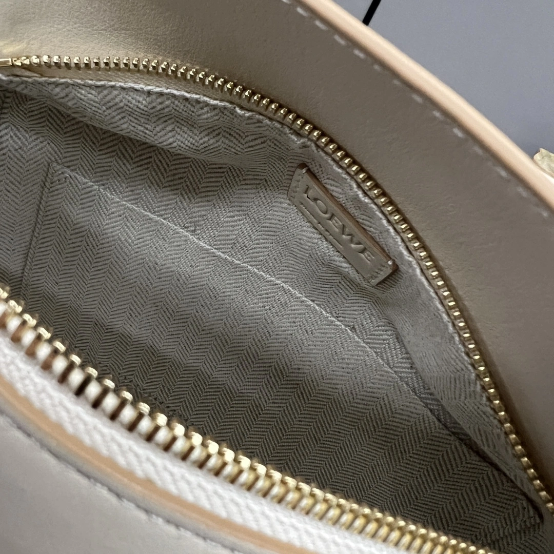 NewStyle Loewe Puzzle Bags 72122