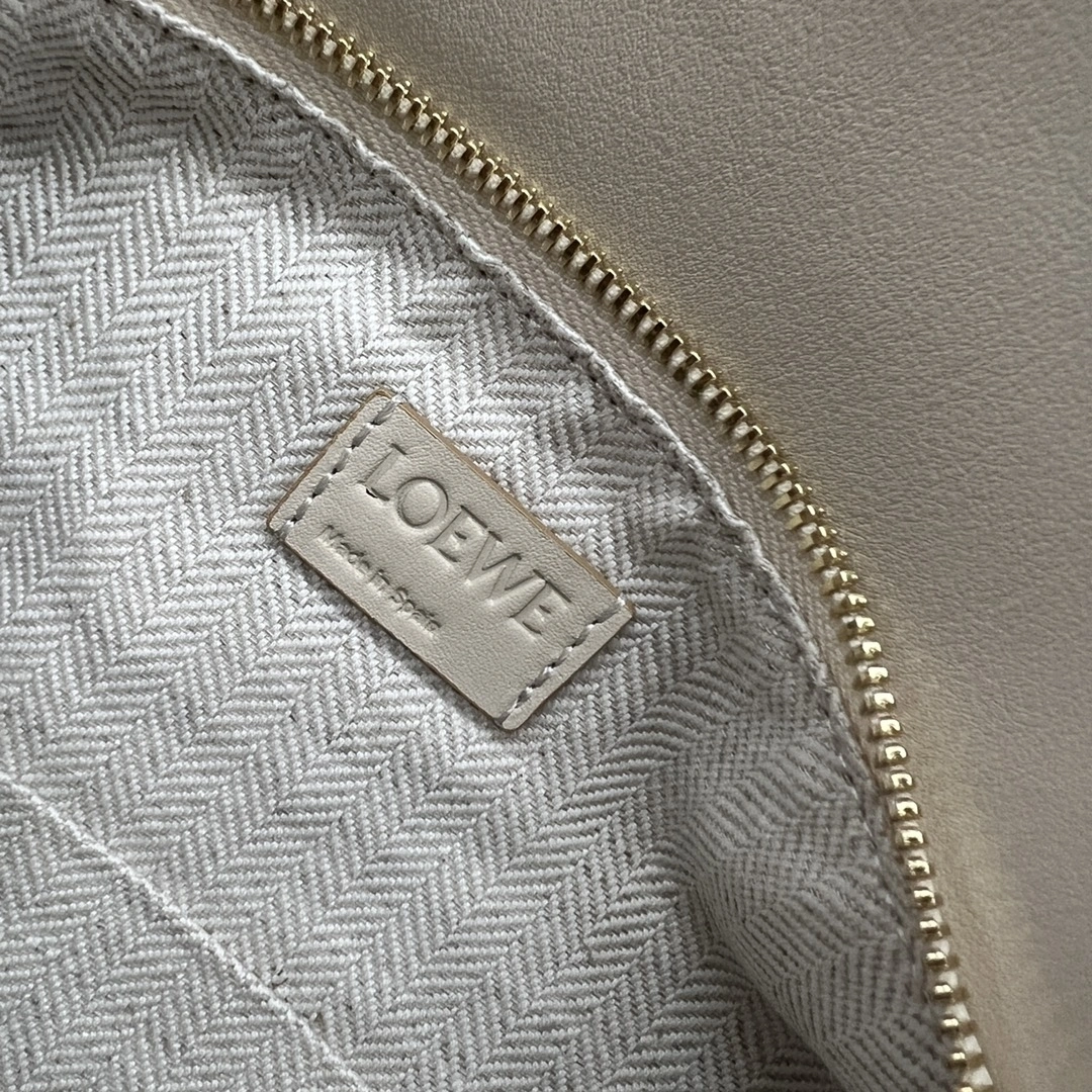NewStyle Loewe Puzzle Bags 72122