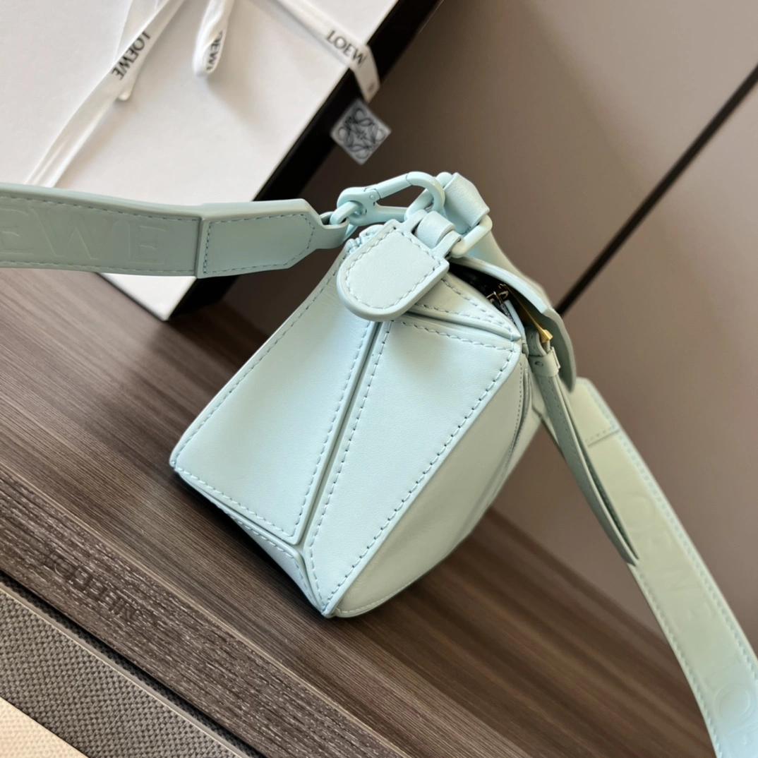 UrbanChic Loewe Puzzle Bags 72106