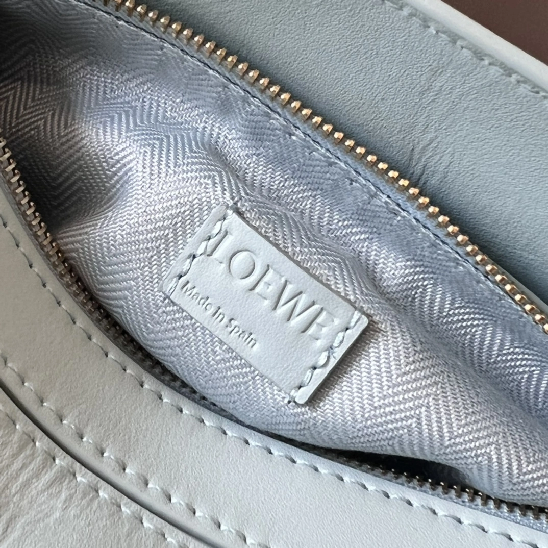 UrbanChic Loewe Puzzle Bags 72106