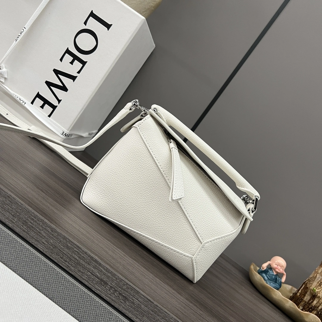Loewe Puzzle Bags Snug 72118