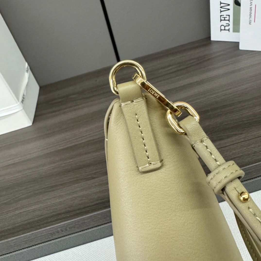 Loewe Puzzle Bags ModernLook 72115