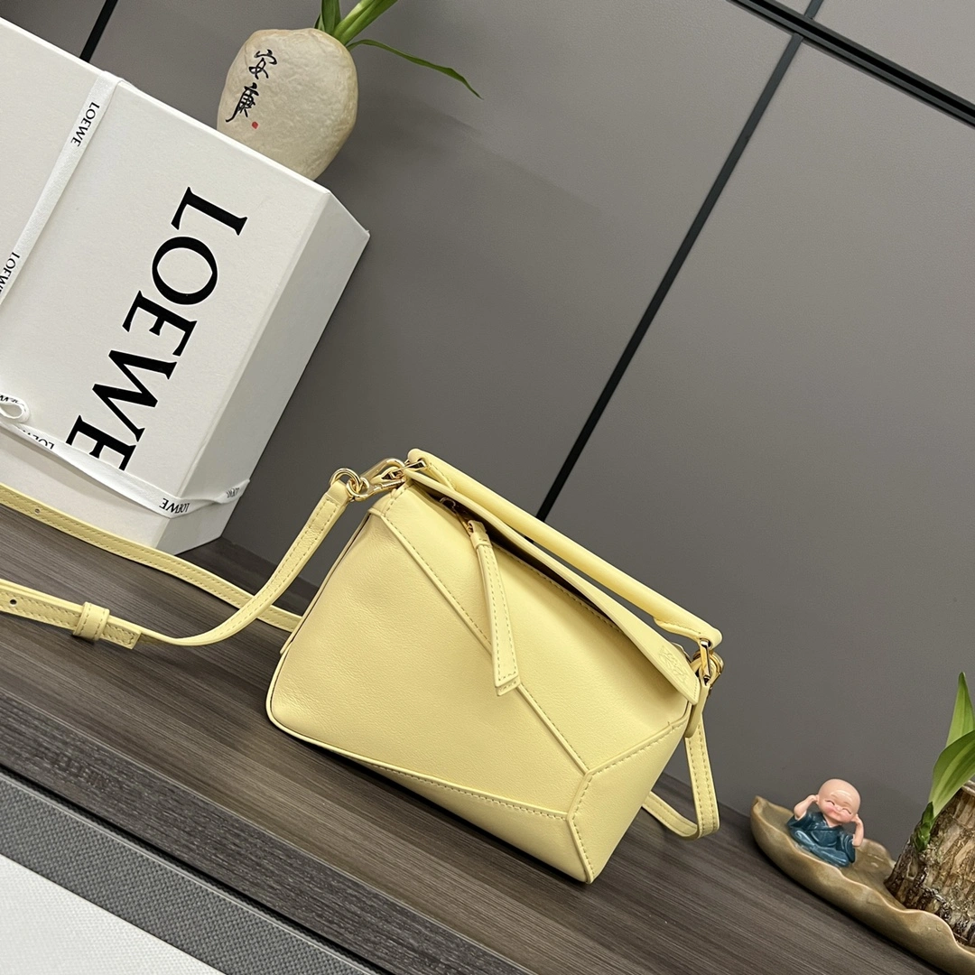 Colorful Loewe Puzzle Bags 72102
