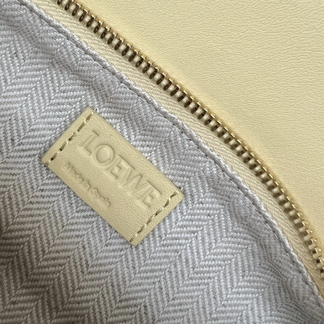 Chic Loewe Puzzle Bags 72140