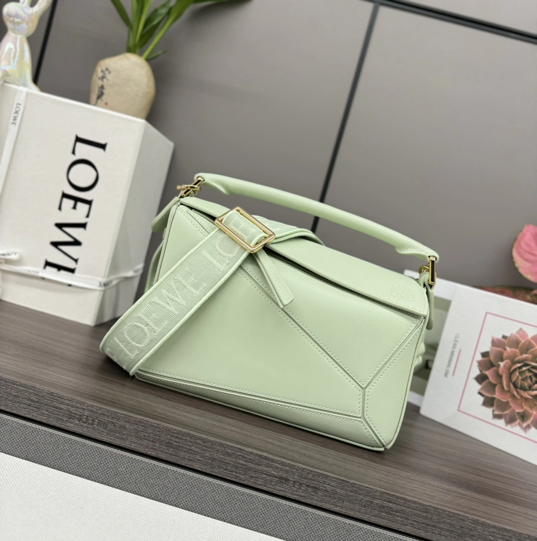 Loewe Puzzle Bags Neat 72108