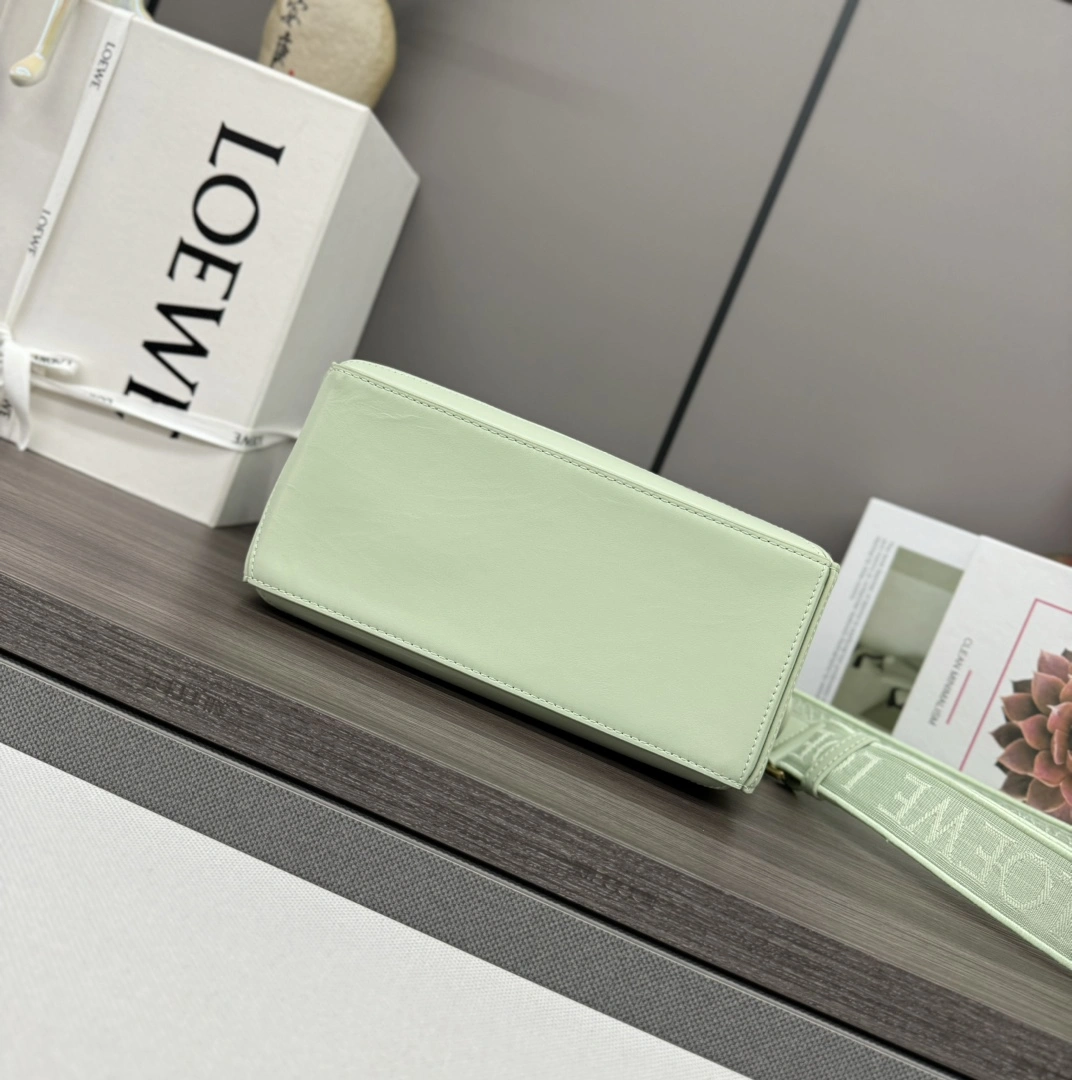 Loewe Puzzle Bags Neat 72108