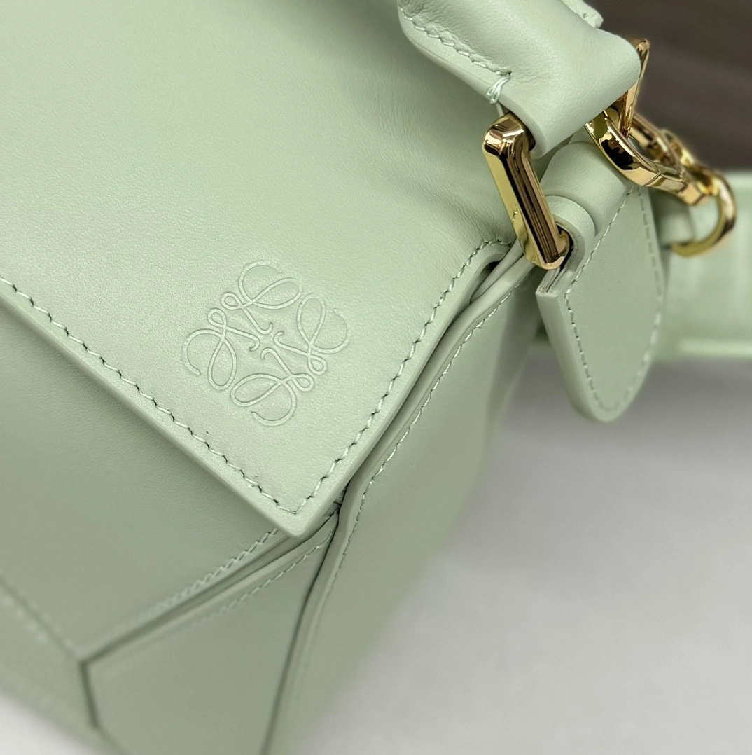 Loewe Puzzle Bags Neat 72108