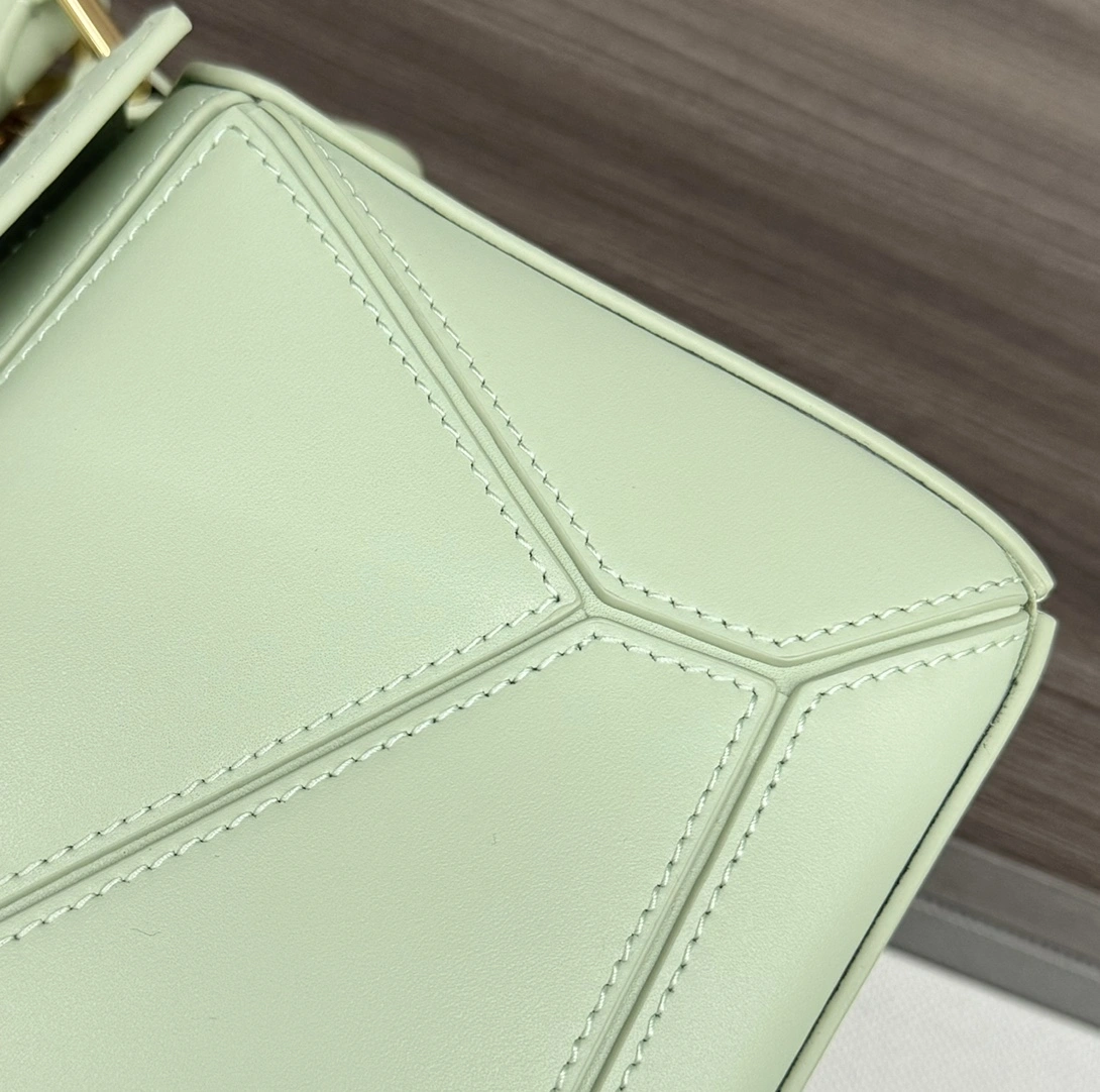 Loewe Puzzle Bags Neat 72108