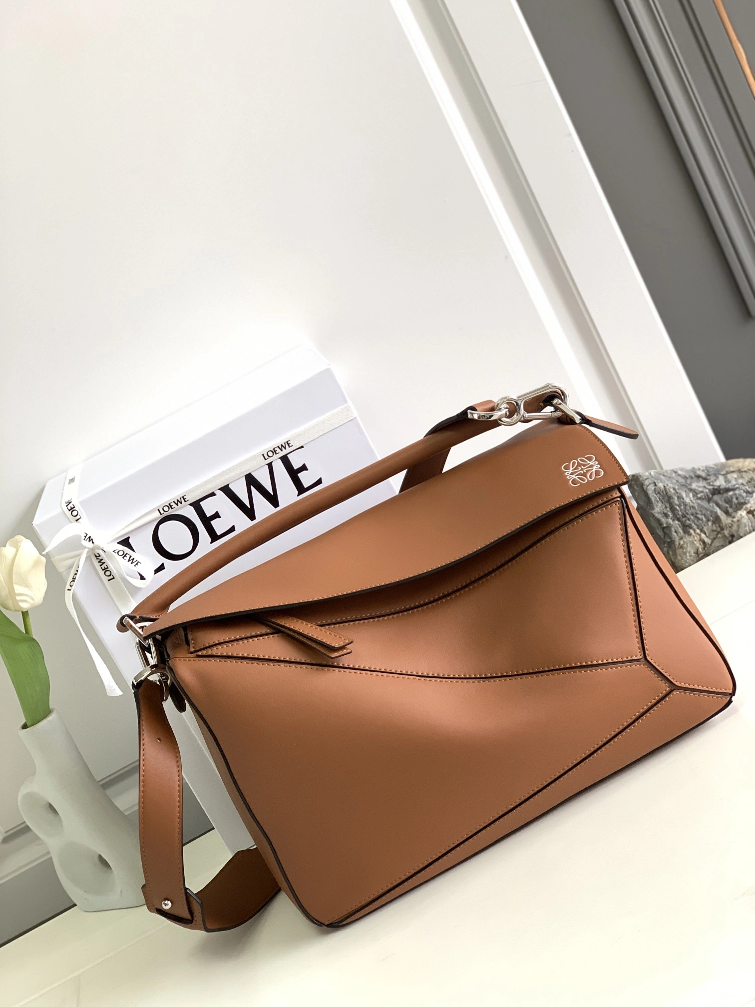 Sleek Loewe Puzzle Bags 72113