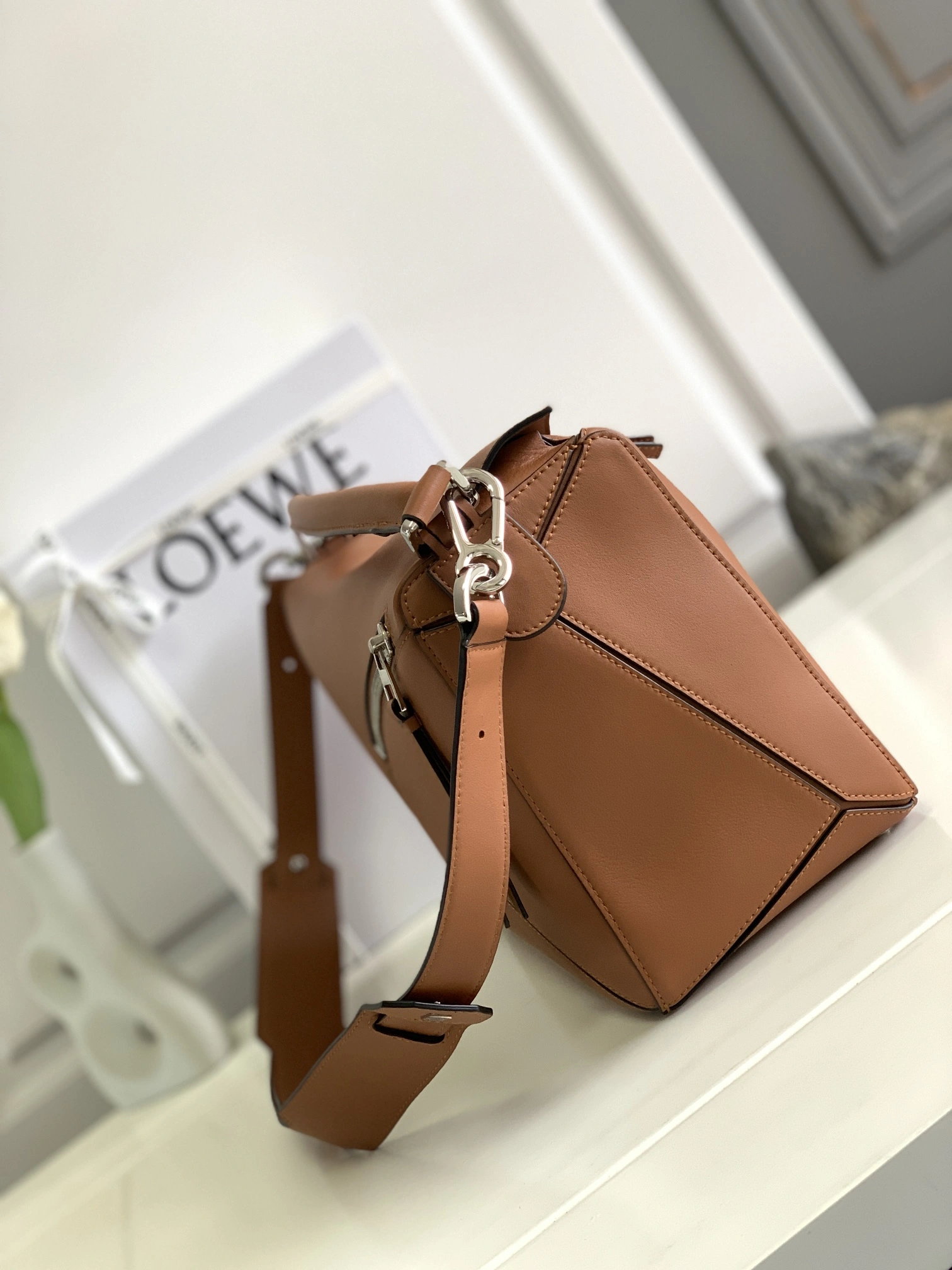 Sleek Loewe Puzzle Bags 72113