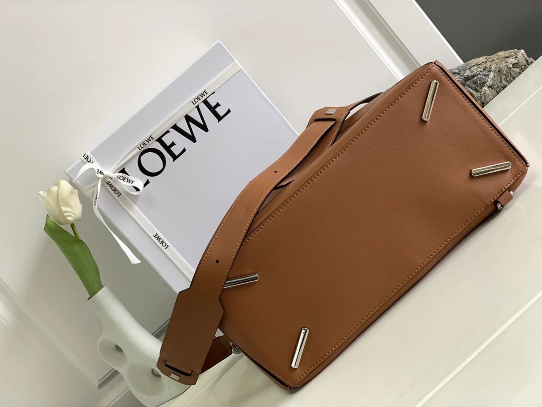 Sleek Loewe Puzzle Bags 72113