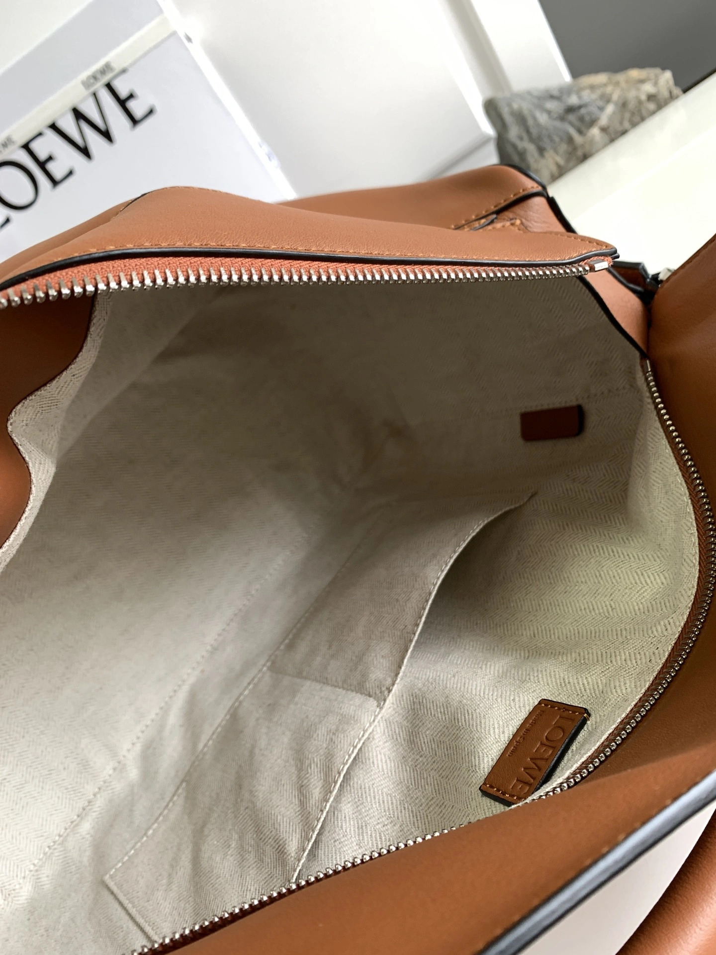 Sleek Loewe Puzzle Bags 72113