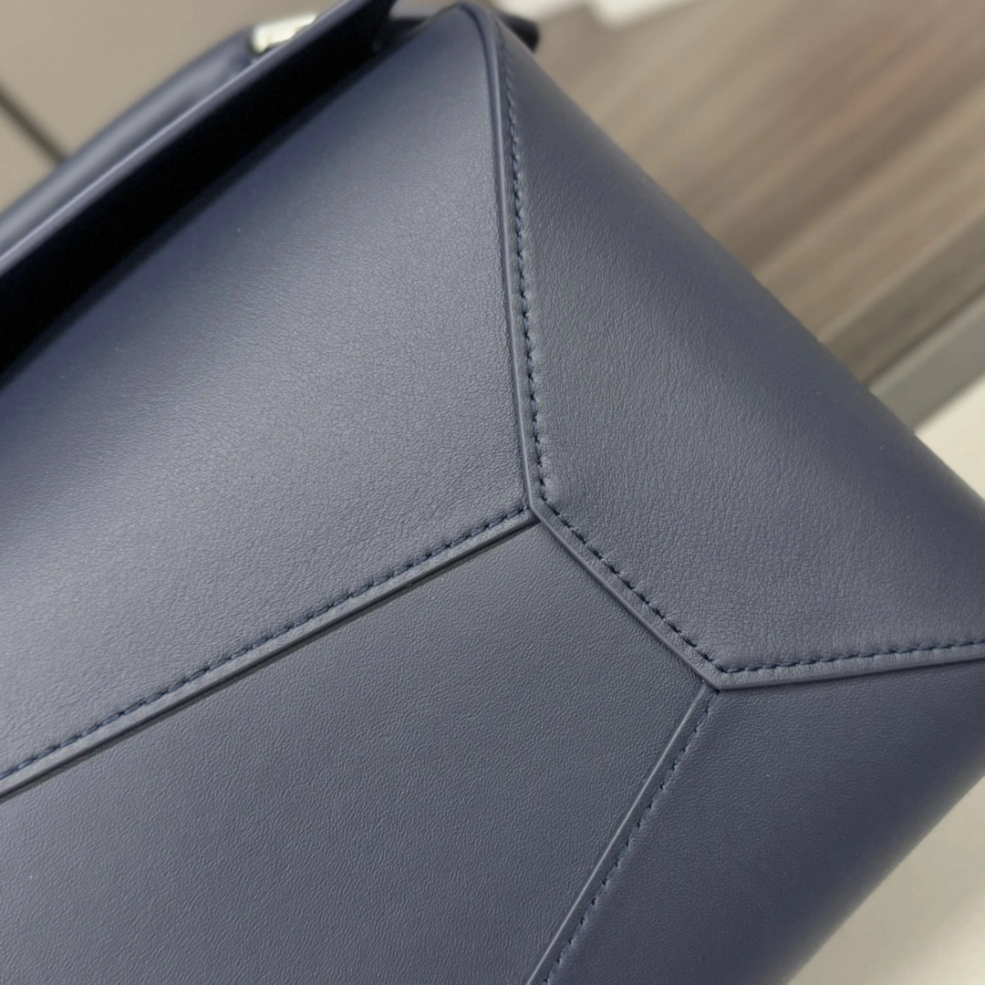 Loewe Puzzle Bags Upgraded 72110