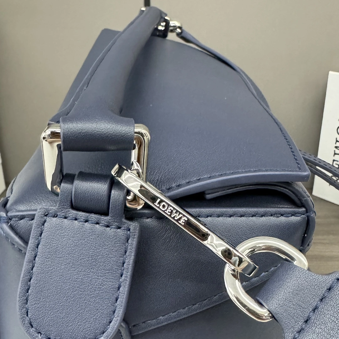 Loewe Puzzle Bags Upgraded 72110