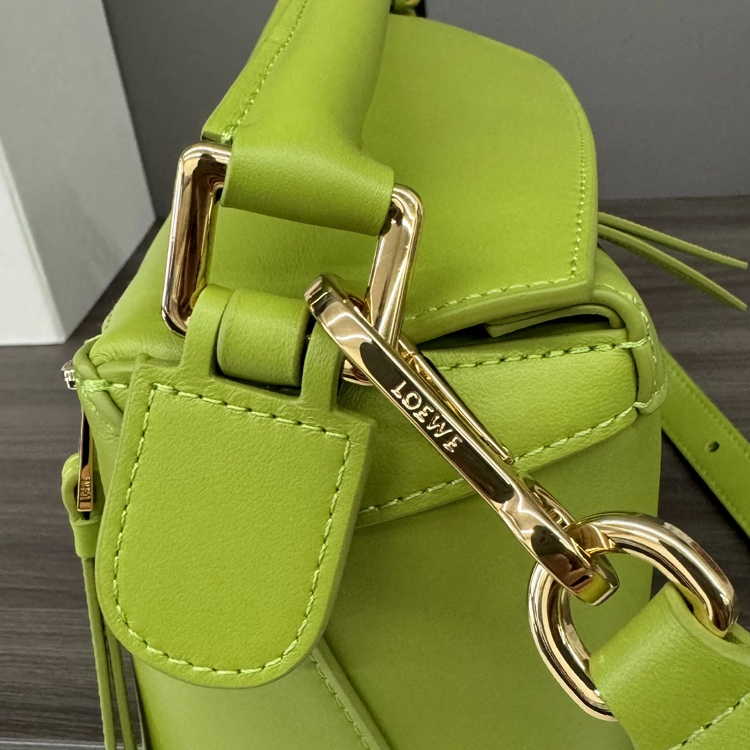 Colorful Loewe Puzzle Bags 72098