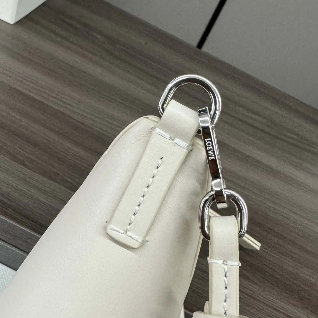 Loewe Puzzle Bags FashionForward 72096