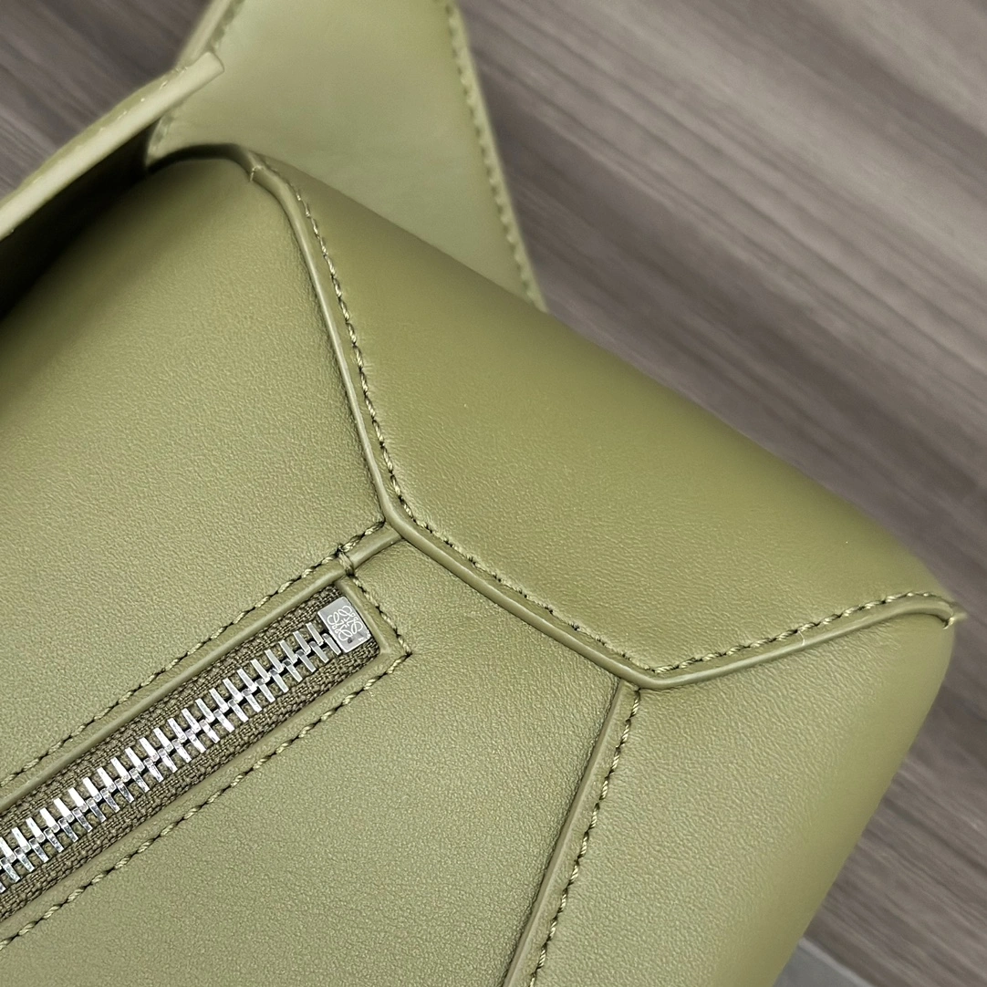 Loewe Puzzle Bags WrinkleFree 72100