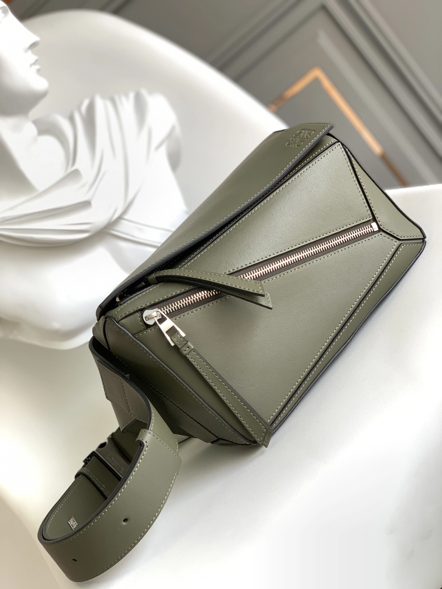 Loewe Puzzle Bags Neat 67186