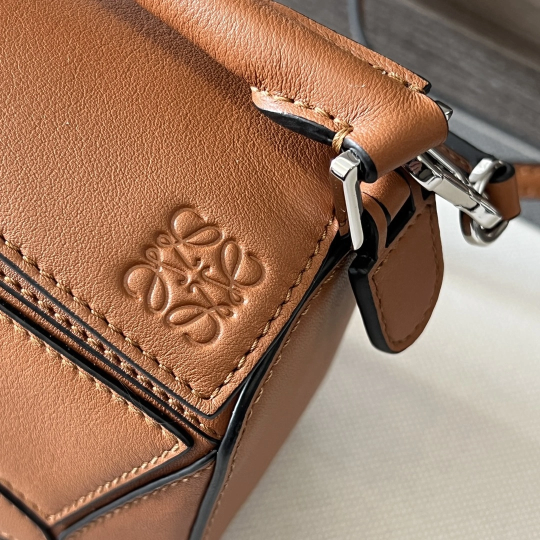 Loewe Puzzle Bags Resilient 67185