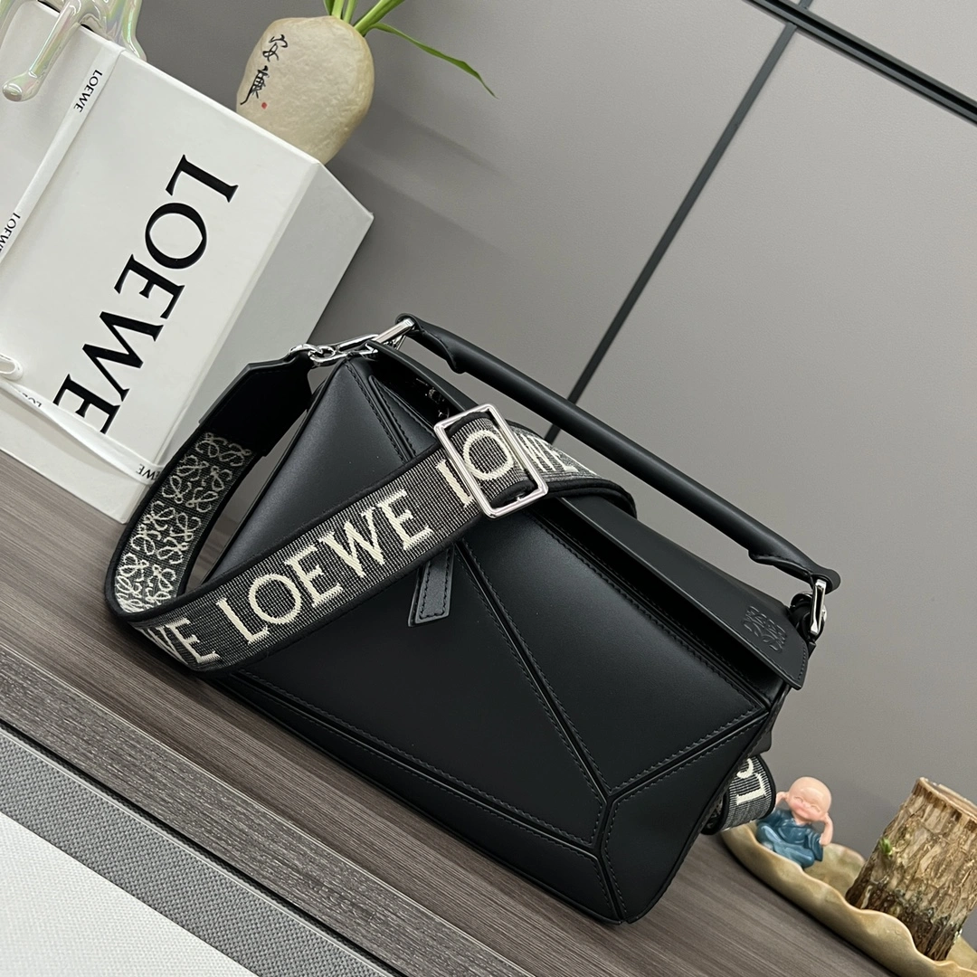 Loewe Puzzle Bags EasyCare 67200