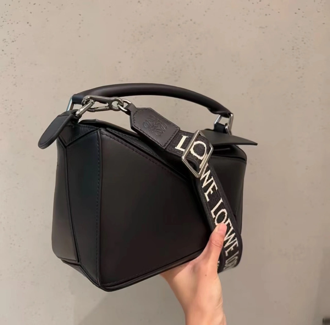 Loewe Puzzle Bags EasyCare 67200