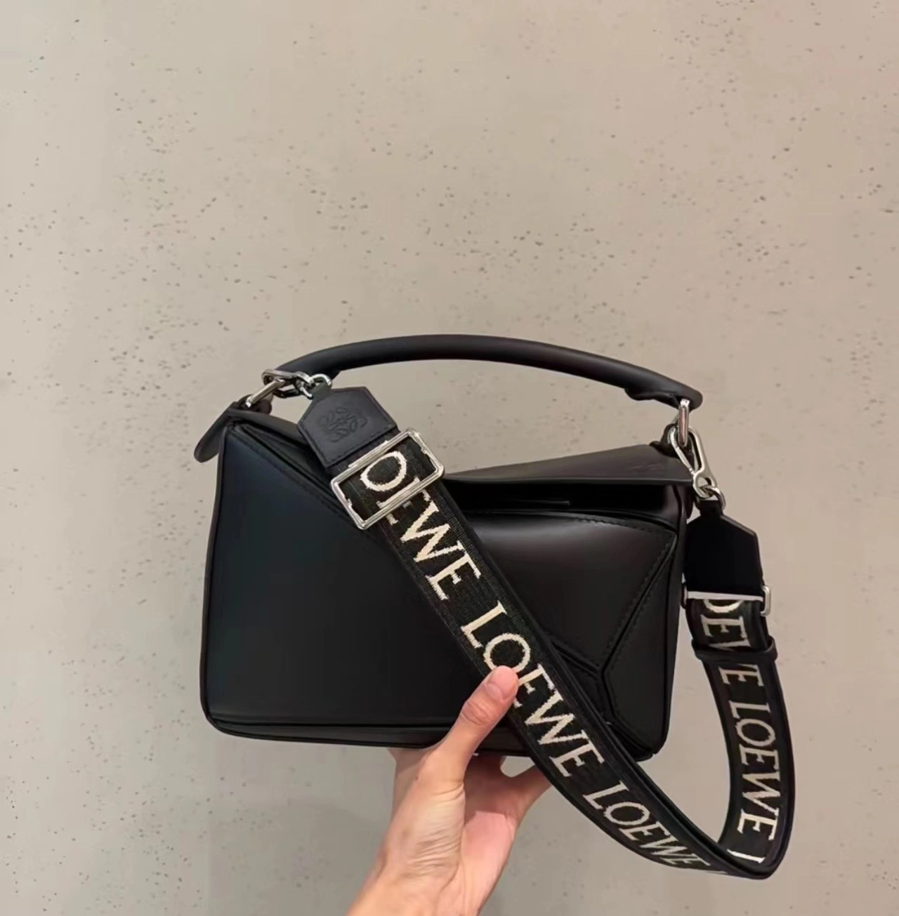 Loewe Puzzle Bags EasyCare 67200