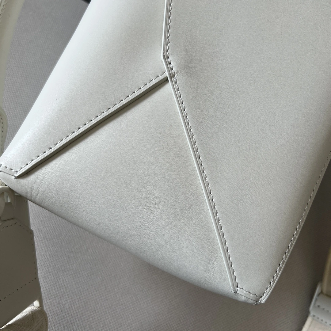 Loewe Puzzle Bags Affordable 67184