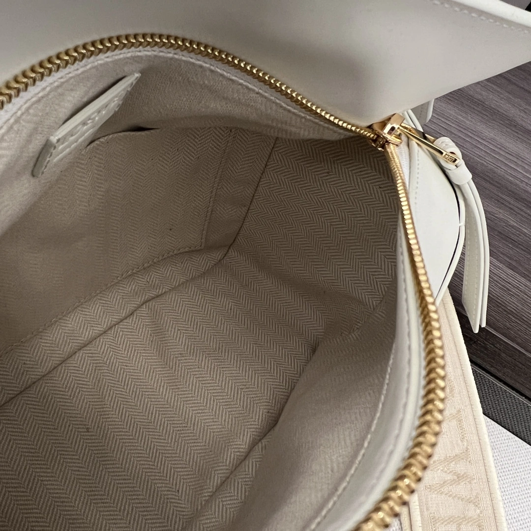 Loewe Puzzle Bags Affordable 67184