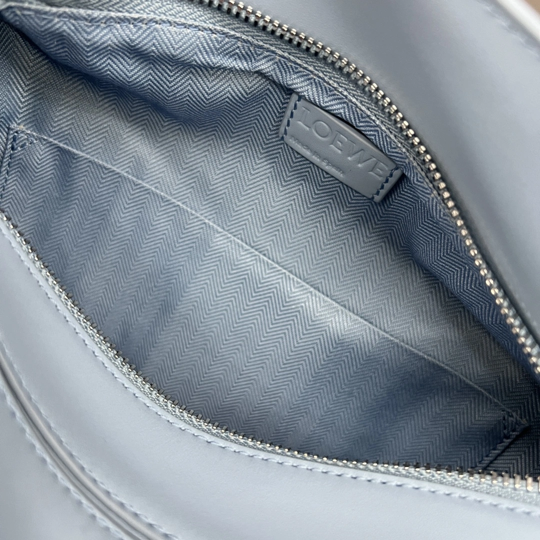 Sporty Loewe Puzzle Bags 67182