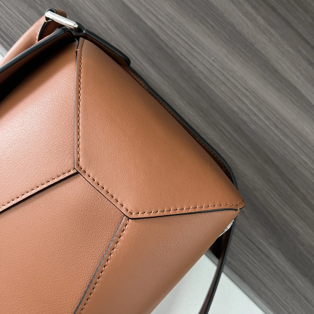 Sustainable Loewe Puzzle Bags 67224