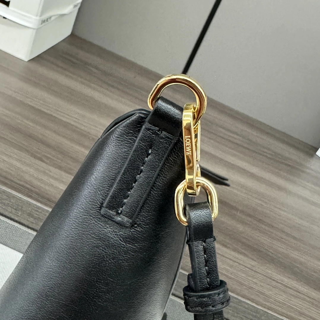 Loewe Puzzle Bags Minimalist 67181