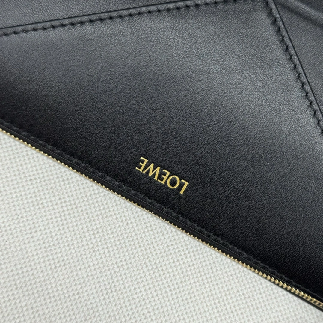 Loewe Puzzle Bags Minimalist 67181