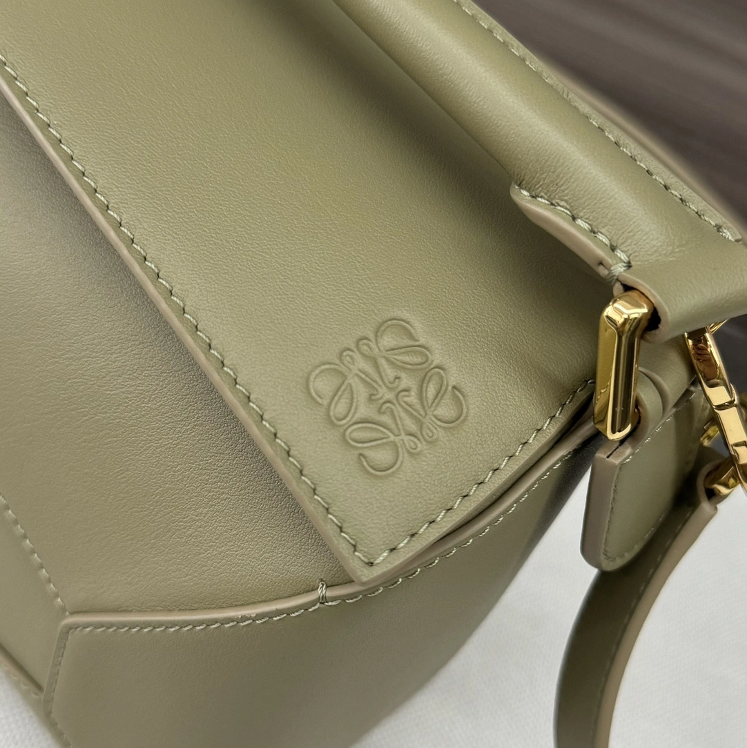 Loewe Puzzle Bags Premium 67179