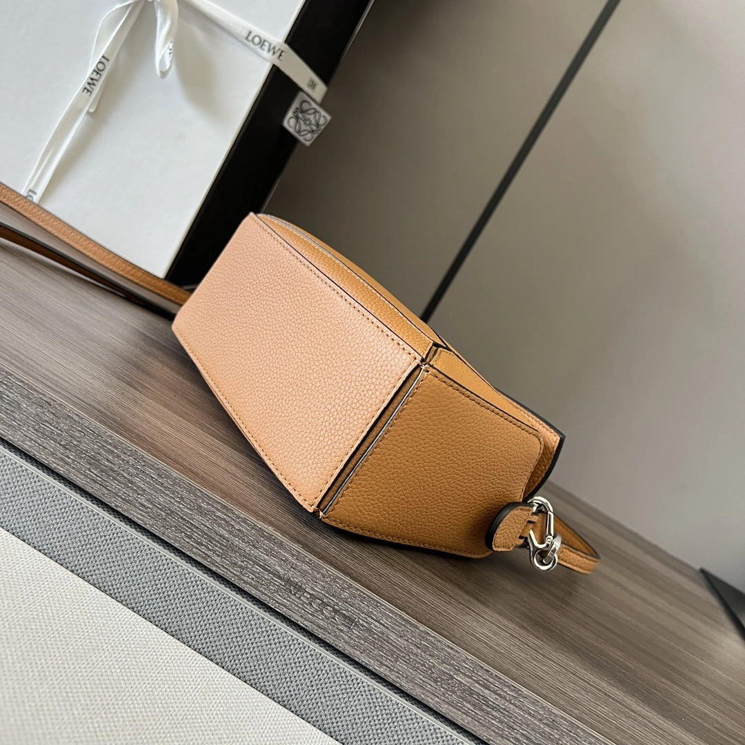 Loewe Puzzle Bags StreetReady 67204