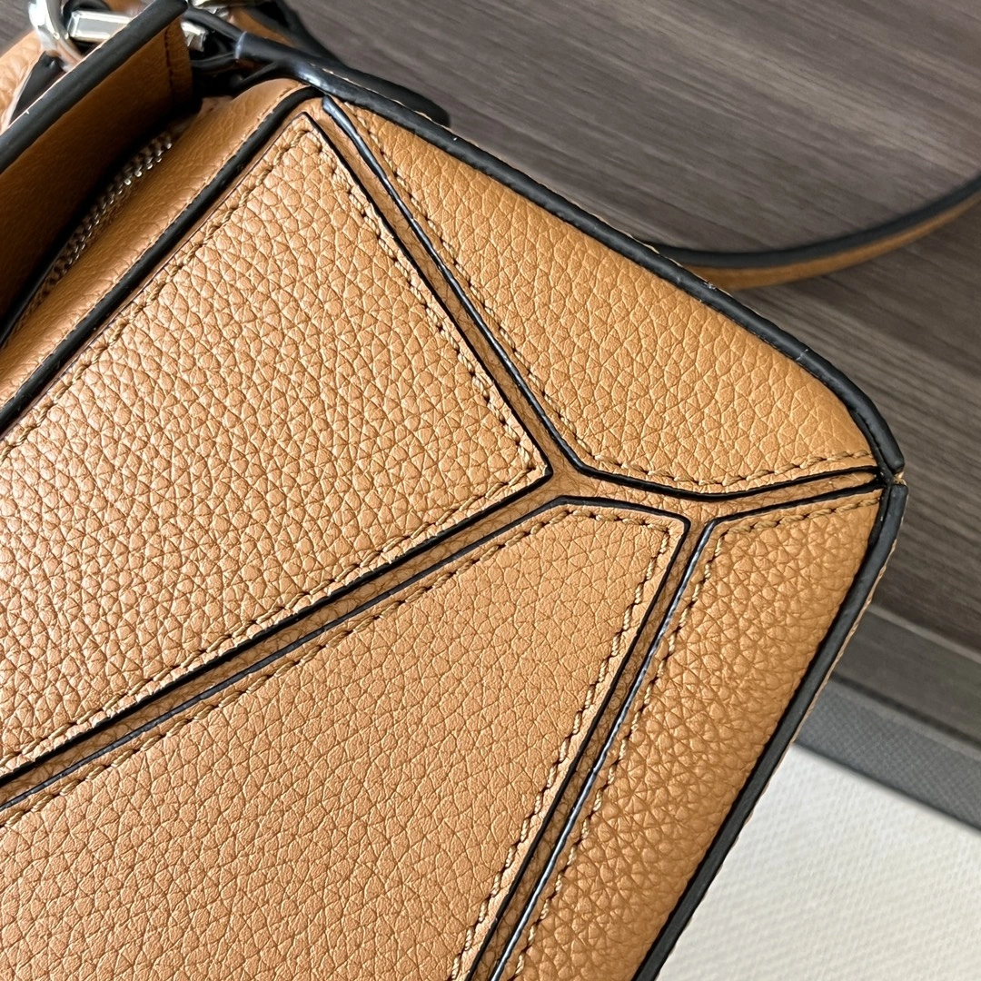 Loewe Puzzle Bags StreetReady 67204