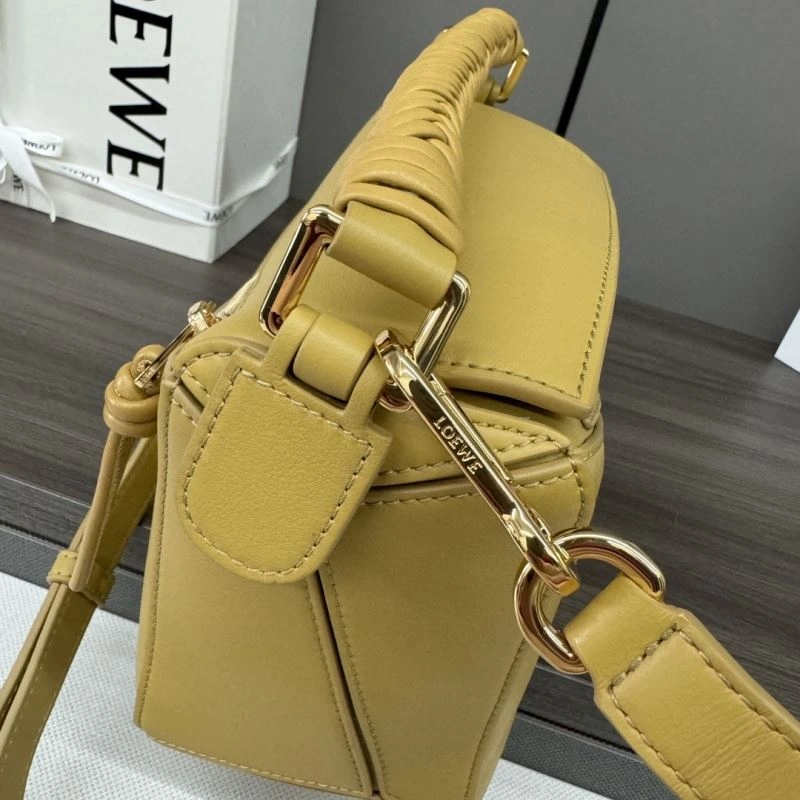Loewe Puzzle Bags Neat 61575