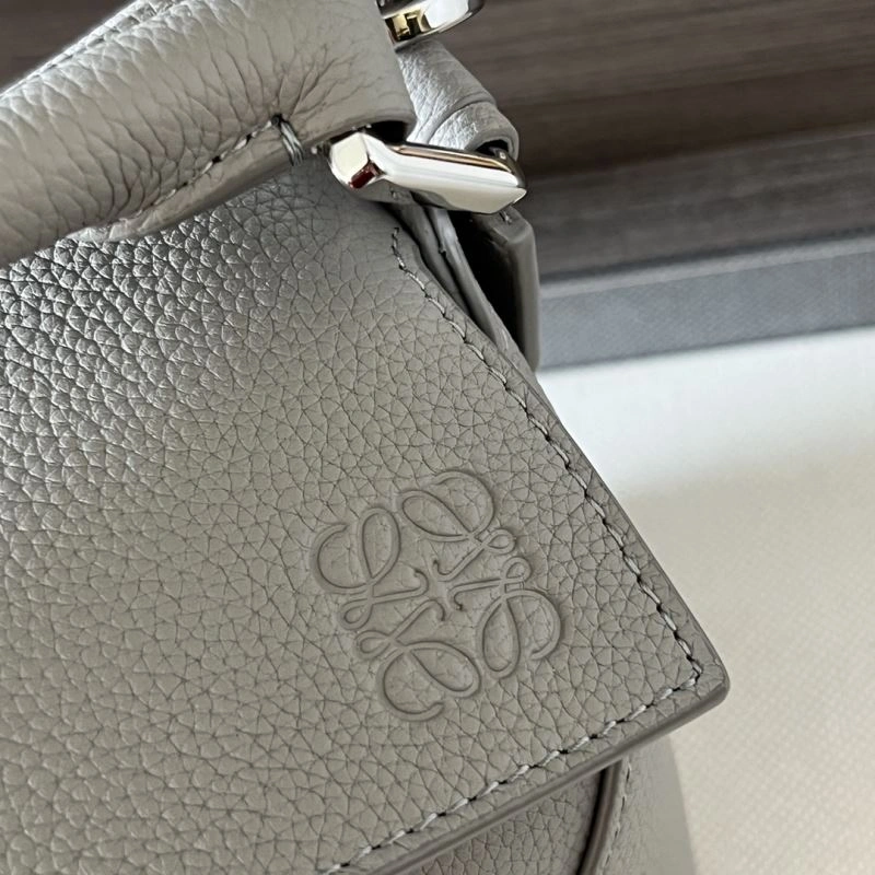 Packable Loewe Puzzle Bags 61551