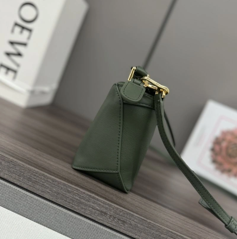 Trendsetting Loewe Puzzle Bags 61548