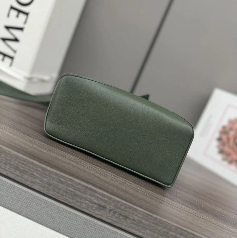 Trendsetting Loewe Puzzle Bags 61548