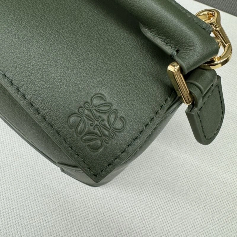 Trendsetting Loewe Puzzle Bags 61548