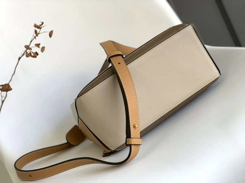 Elegant Loewe Puzzle Bags 61541