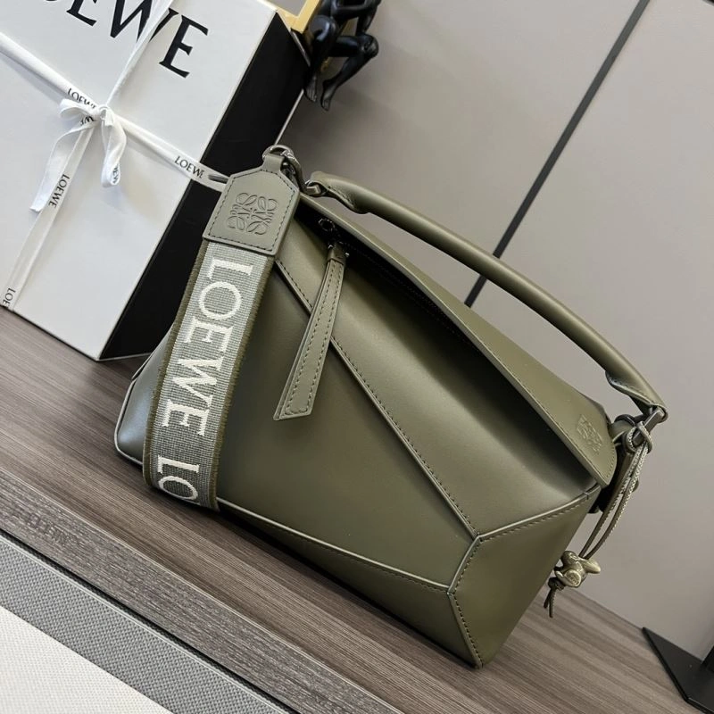 Loewe Puzzle Bags Trendsetting 61579
