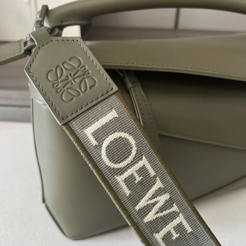 Loewe Puzzle Bags Trendsetting 61579