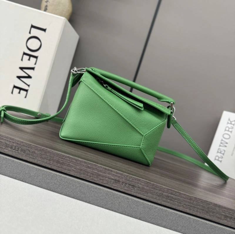 Neat Loewe Puzzle Bags 61524