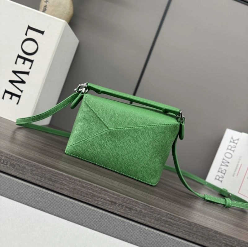 Neat Loewe Puzzle Bags 61524