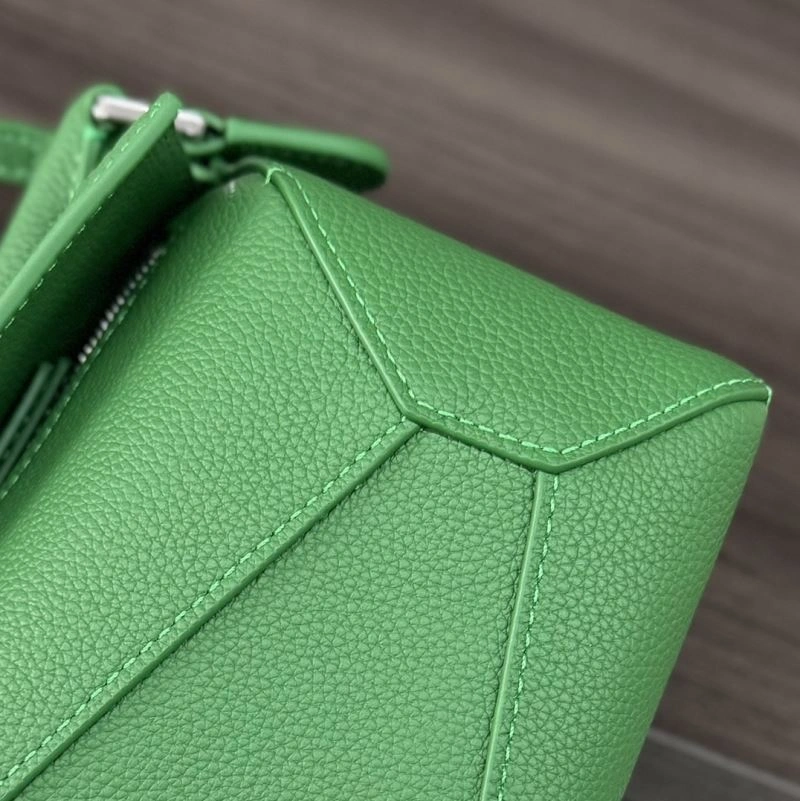 Neat Loewe Puzzle Bags 61524