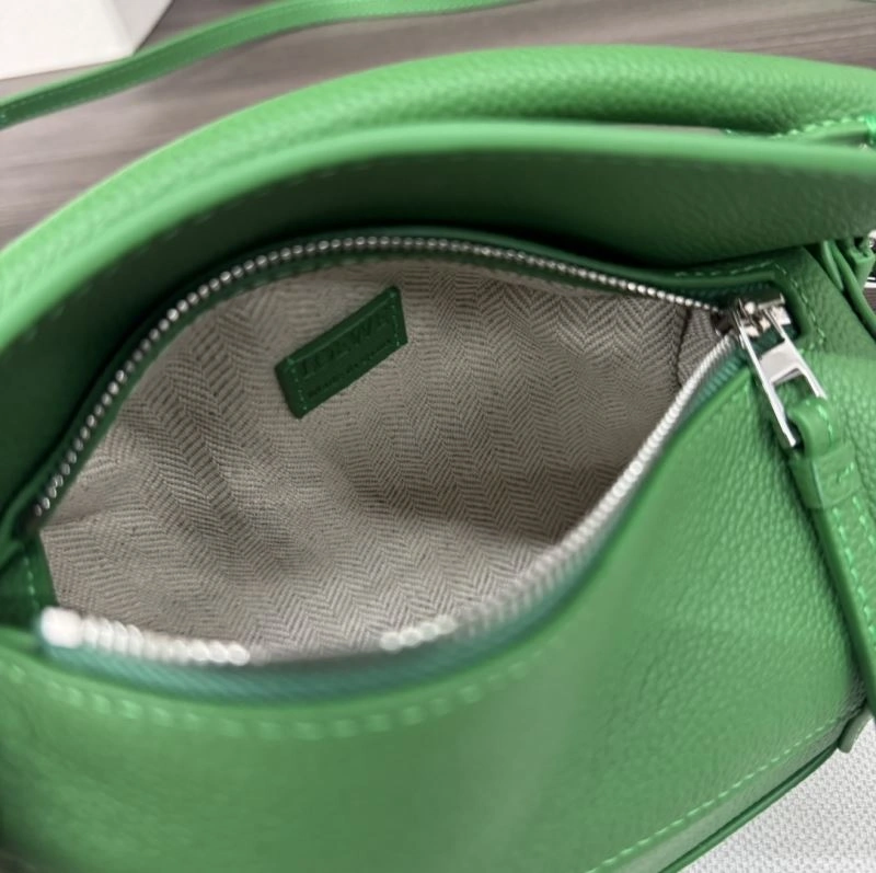 Neat Loewe Puzzle Bags 61524