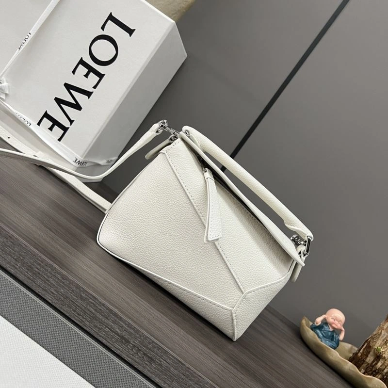 Modern Loewe Puzzle Bags 61526