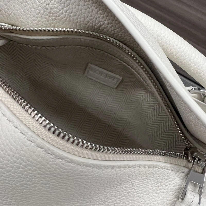 Modern Loewe Puzzle Bags 61526